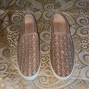 Antonio Melani Shoes Size 7.5